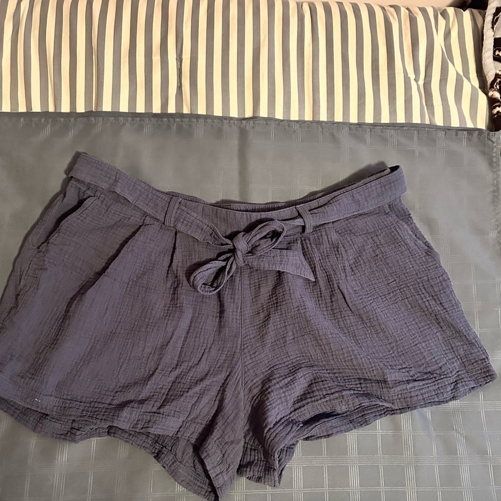 Maurice’s  blue shorts